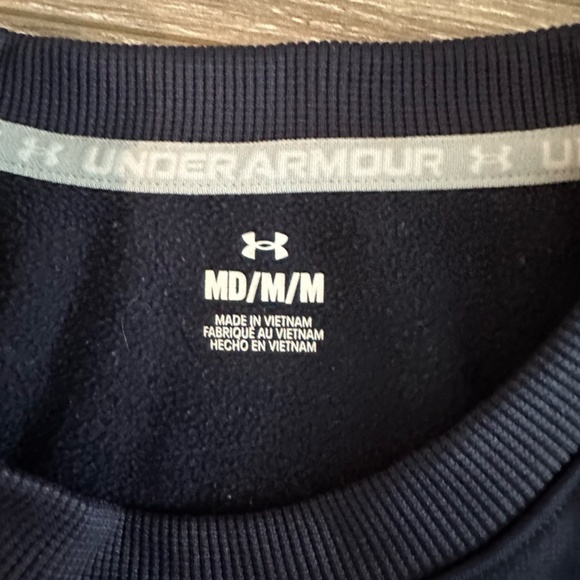 Under Armour Notre Dame Crop Sweatshirt size Medium - Picture 2 of 3